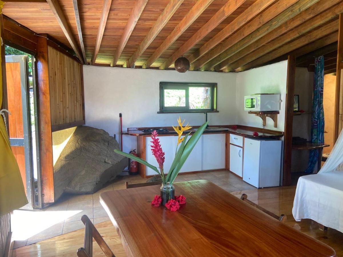 Fare Oviri Lodge Opoa Extérieur photo
